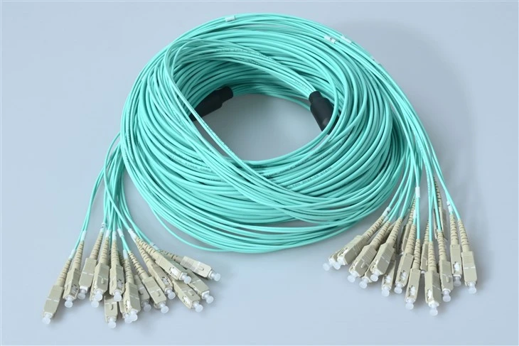 16-żyłowy kabel krosowy SC wielomodowy OM3