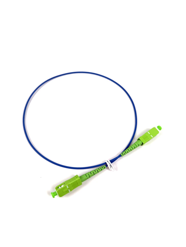 SC/APC Ultra-Krótki, jednomodowy kabel krosowy 0,5 m, tłumienie odbiciowe 60 dB