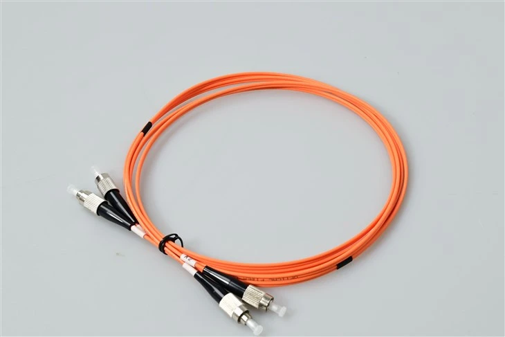 Patchcord światłowodowy FC/UPC na FC/UPC, pojedynczy-moduł 9/125, dupleks
