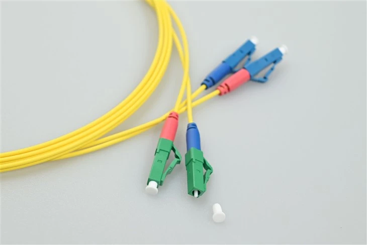 KABEL ŚWIATŁOWODOWY LC APC DO LC UPC DUPLEX