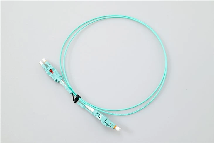 Patchcord światłowodowy Lc Uniboot OM3